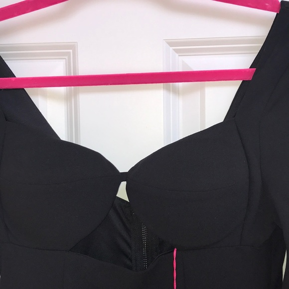 NWT Elegant Long Sleeve Black Dress Cutout Size S - Picture 3 of 5